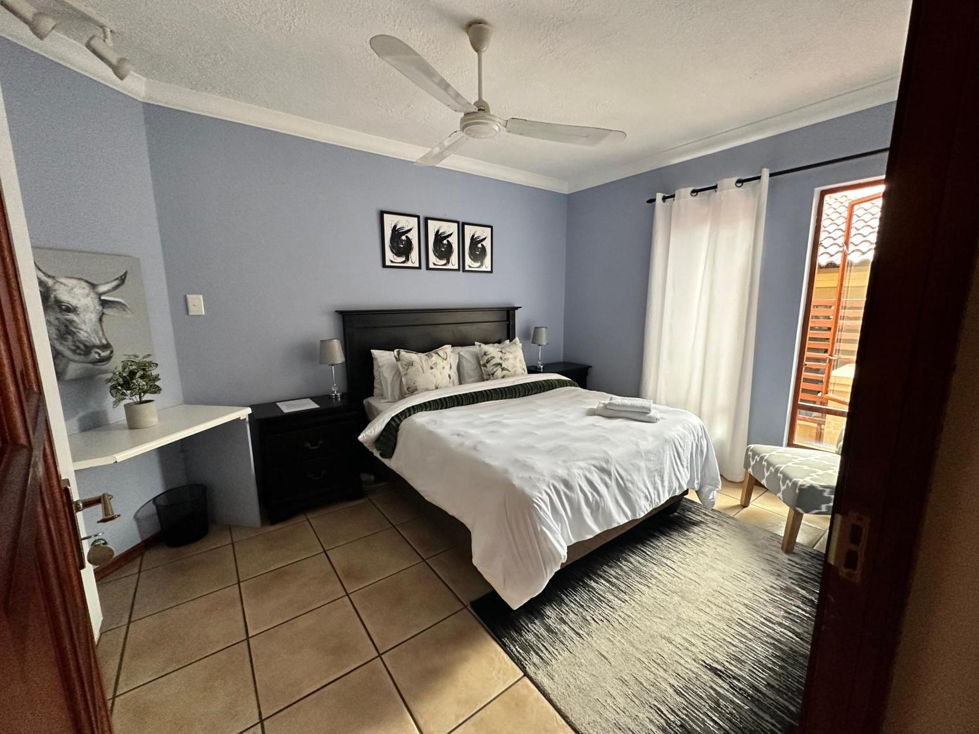 Hotel 37 On Eagles Hartbeespoort Esterno foto