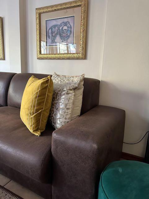 Hotel 37 On Eagles Hartbeespoort Esterno foto