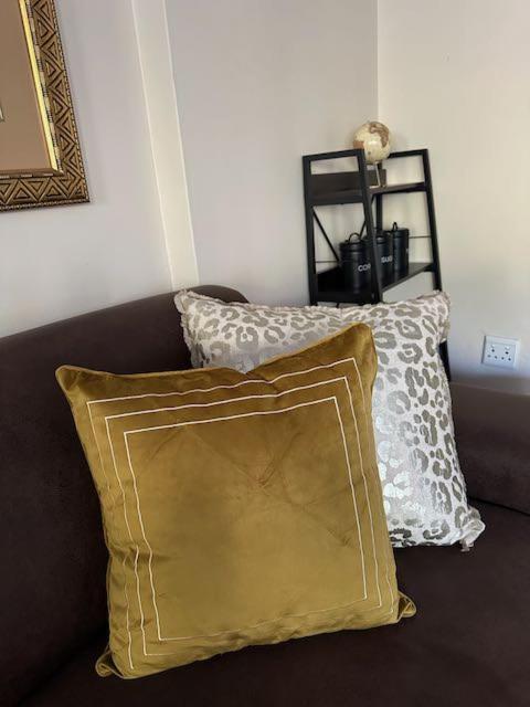 Hotel 37 On Eagles Hartbeespoort Esterno foto